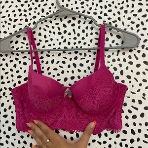 Victoria’s Secret Demi-Buste Bra